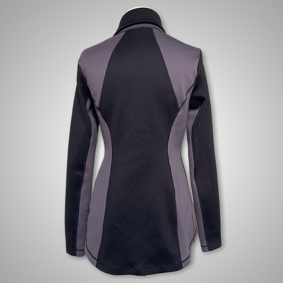 { CAbi } - #989 Asymmetrical Zip-Up Jacket - Picture 2 of 5